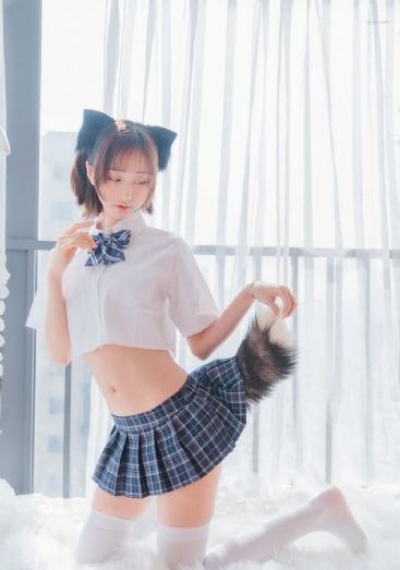 亚洲制服丝袜一区二区三区_720神马在线观看
