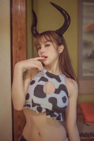 办公室迈开腿的寓意_1080P免费观看